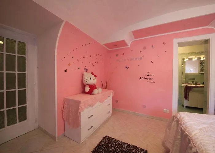 Dolls House -holiday * Minori