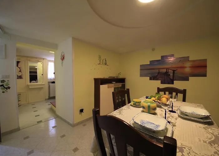 Dolls House -holiday Apartamento *